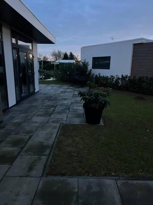 Luxus Chalet Waterfront Lathum Экстерьер фото